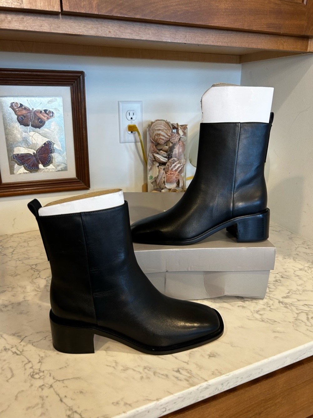 NWT Everlane The City Boot Black Leather Heeled Ankle Bootie Size 9